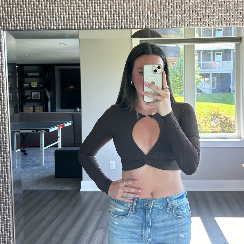 Brown Cropped Long Sleeve Going Out Top